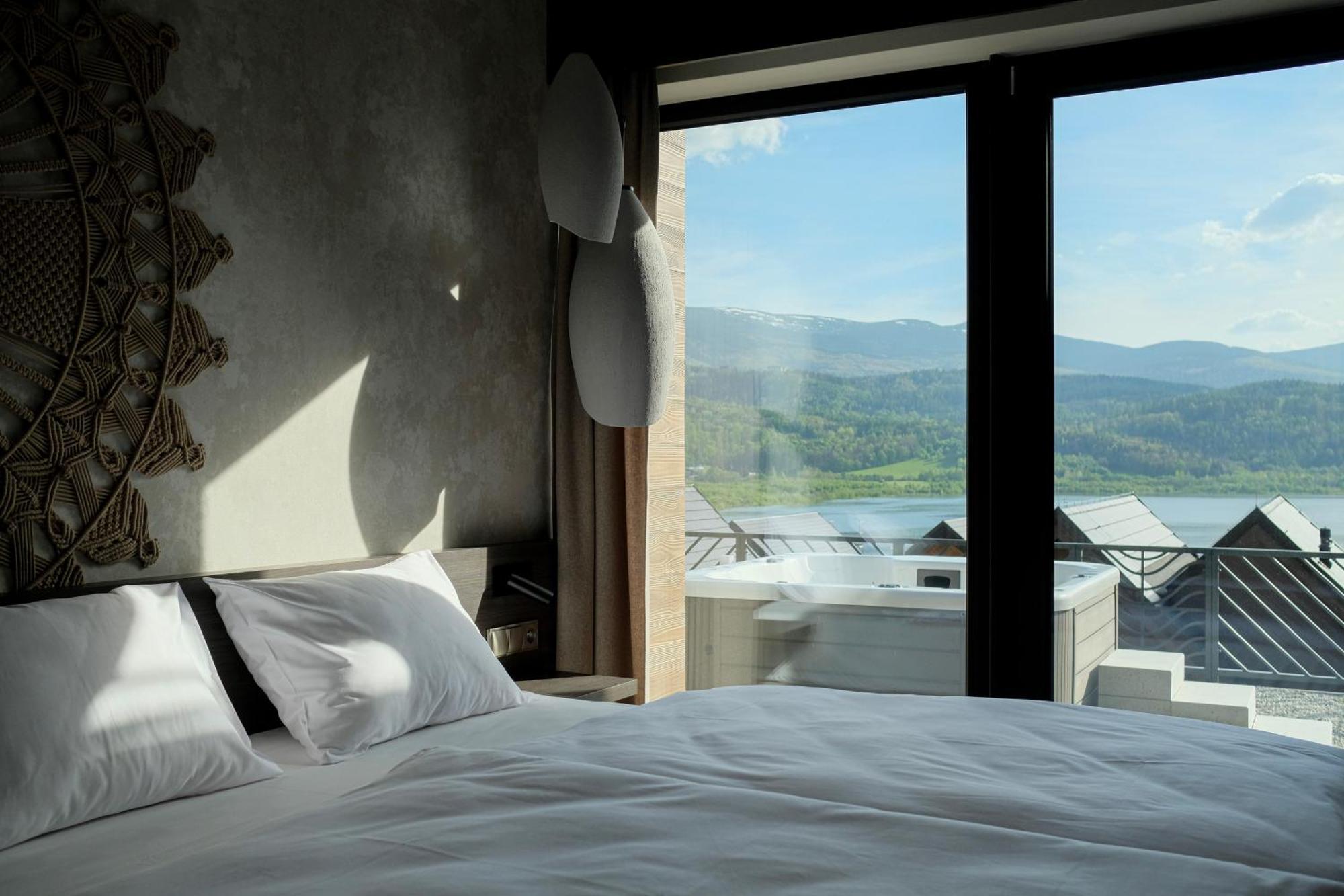 Wille W Lake Hill Karkonosze Resort & Spa Sosnówka Eksteriør billede
