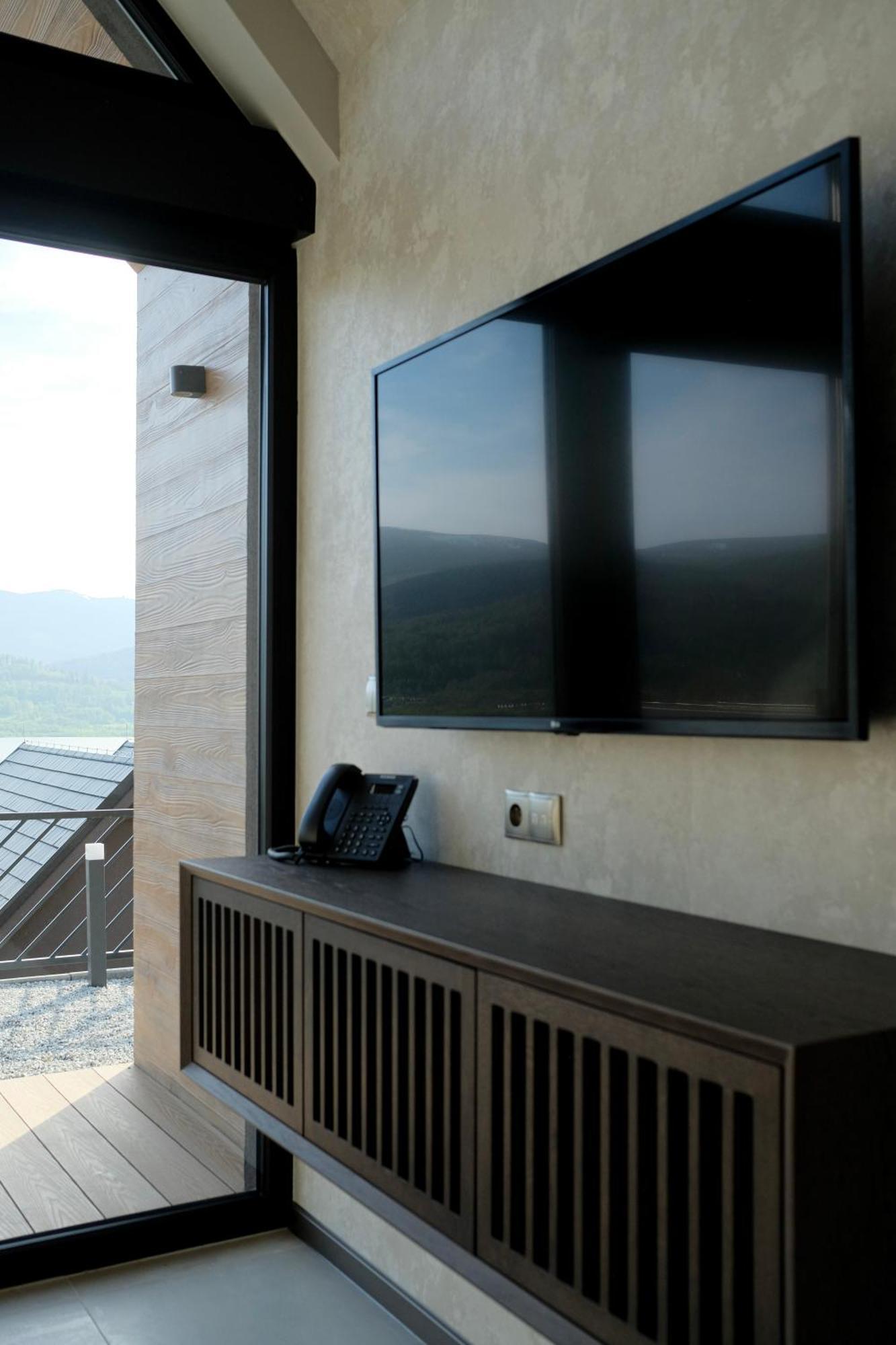 Wille W Lake Hill Karkonosze Resort & Spa Sosnówka Eksteriør billede