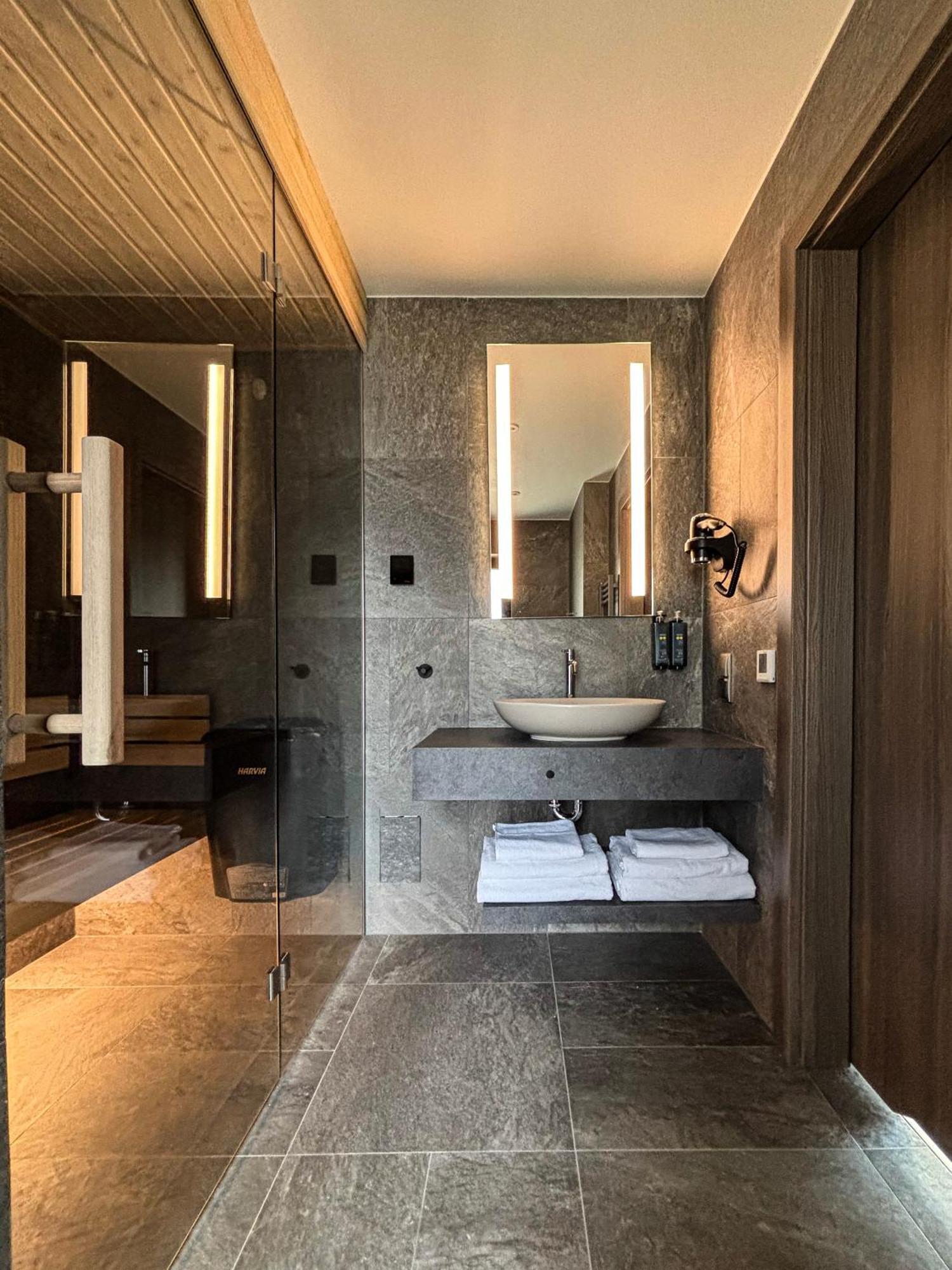 Wille W Lake Hill Karkonosze Resort & Spa Sosnówka Eksteriør billede